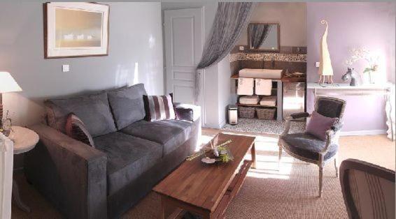 Les Chambres D'Hotes De La Ferrage La Tour-d'Aigues ภายนอก รูปภาพ